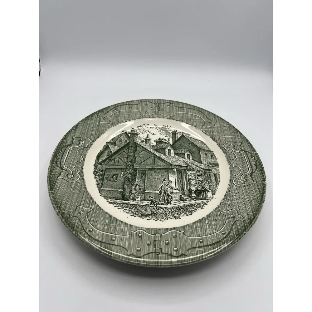 Royal China plates have